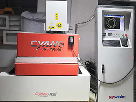 中走絲廠家資訊：中走絲線切割機(jī)床自動(dòng)化、智能化及信息化